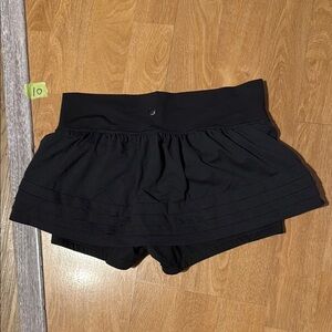 Lululemon Women's Black Shorts Skirt